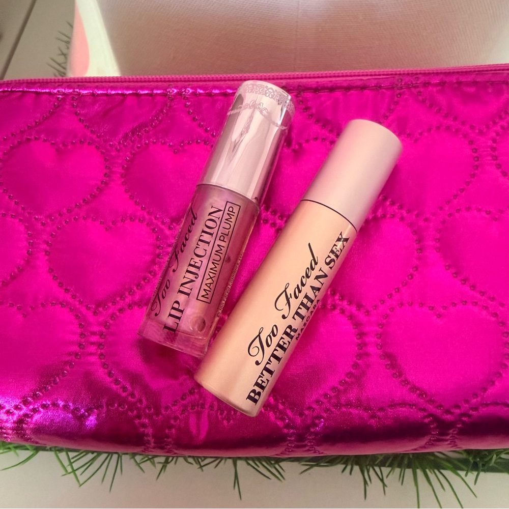 Too Faced Fuchsia Heart-Patterned Cosmetic Bag